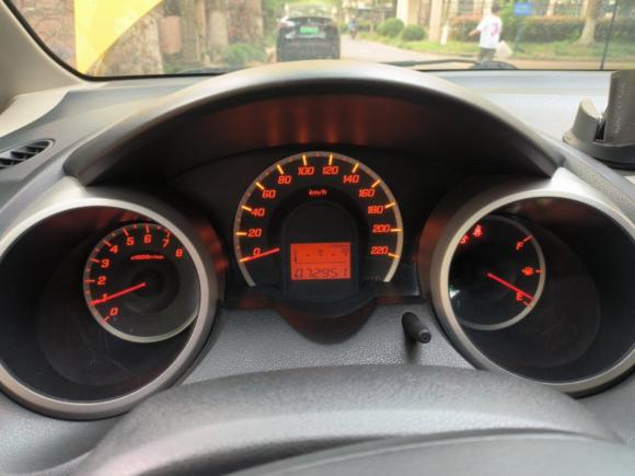 [上海·沪E] 二手本田飞度2011款 1.5L 自动豪华版