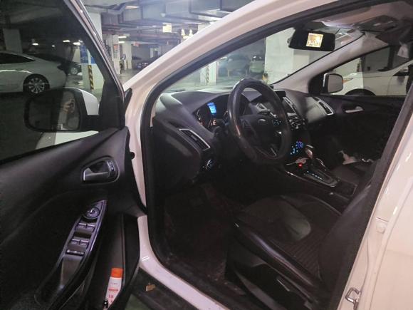 [常州·苏D] 二手福特福克斯2017款 两厢 EcoBoost 125 自动超能风尚型智行版