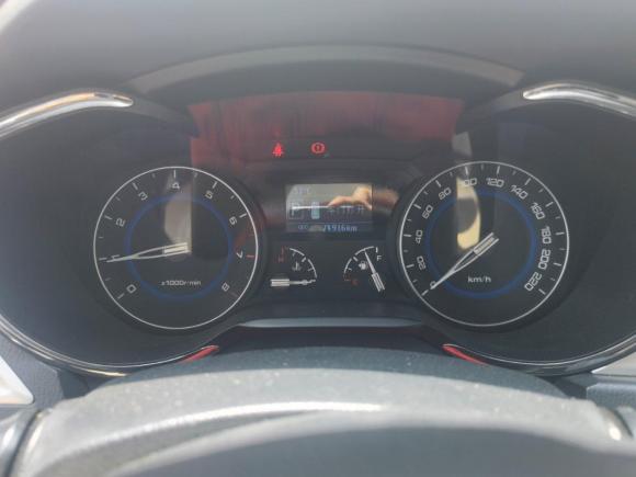 [常州·苏D] 二手长安悦翔V72015款 1.6L 自动乐享型 国IV