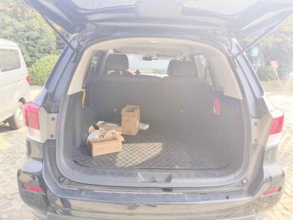 [湖州·沪A] 二手日产途达2020款 2.5L XE 手动两驱精英版