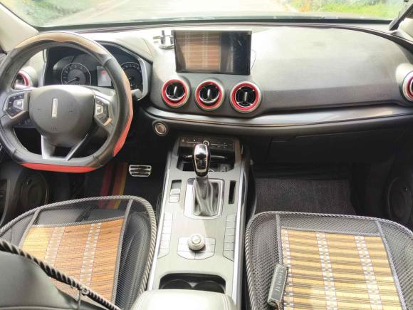 [青岛·鲁U] 二手魏牌魏牌 VV52017款 2.0T 超豪型