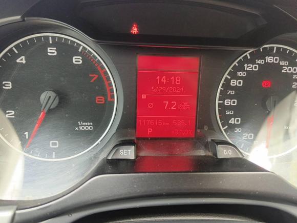 [济南·鲁S] 二手奥迪奥迪A4L2012款 2.0 TFSI 自动舒适型