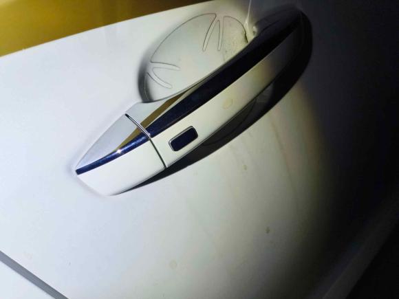 [上海·沪A] 二手荣威荣威RX82018款 30T 智联网四驱至尊版