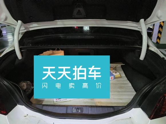 [宁波·浙B] 二手标致标致5082012款 2.0L 自动智享版