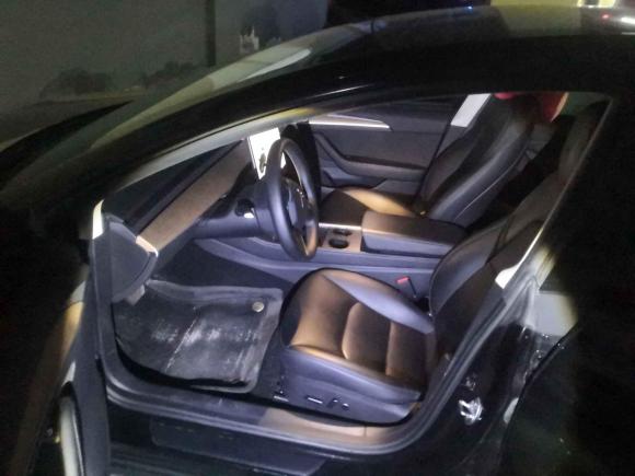 [南京·苏A] 二手特斯拉Model 32022款 后轮驱动版