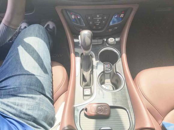 [南通·苏F] 二手别克昂科威2021款 532T 两驱精英型