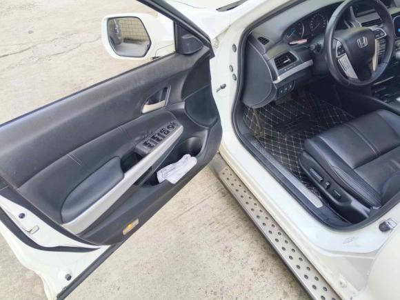 [无锡·苏B] 二手本田歌诗图2012款 2.4L 豪华版