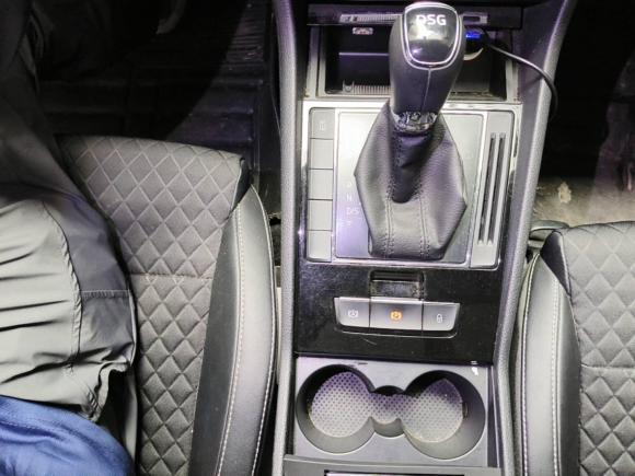 [南京·苏A] 二手斯柯达速派2016款 TSI280 DSG创行版