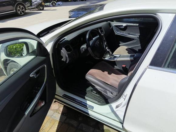 [北京·鲁V] 二手沃尔沃沃尔沃S602016款 S60L T3 智行版