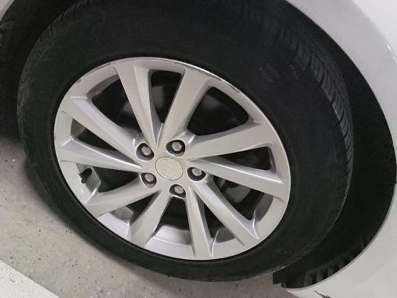 [济南·鲁J] 二手别克威朗2018款 三厢 15S 自动领先型