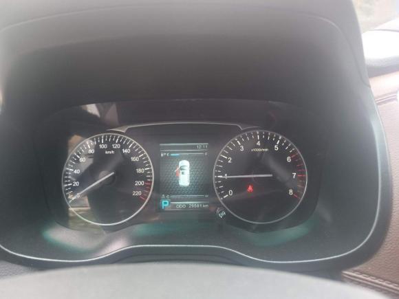 [武汉·鄂A] 二手SWM斯威汽车SWM斯威X72017款 1.5T 自动智慧型 7座