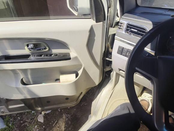 [青岛·鲁B] 二手金杯新海狮X30L2016款 1.5L财富版厢货DLCG14