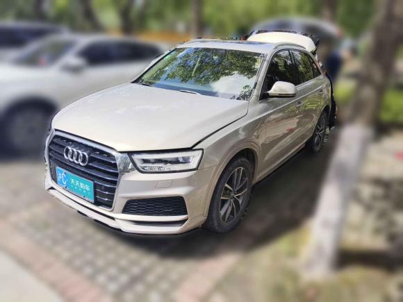 奧迪奧迪Q32018款 35 TFSI 時尚型典藏版「上海二手車」「天天拍車」