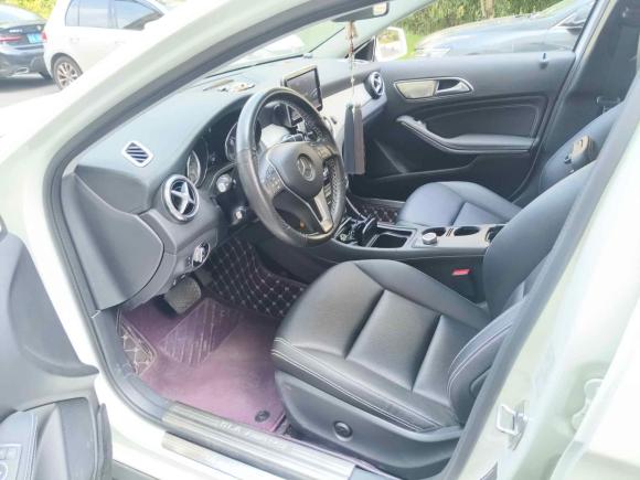 [杭州·浙A] 二手奔驰奔驰GLA2015款 GLA 220 4MATIC 时尚型