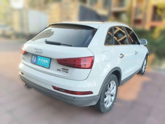 [武汉·鄂A] 二手奥迪奥迪Q32016款 30 TFSI 标准型