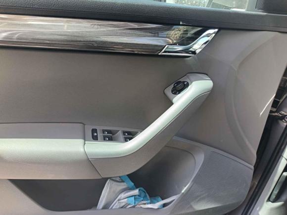 [北京·冀E] 二手斯柯达明锐2015款 1.4TSI DSG逸俊版