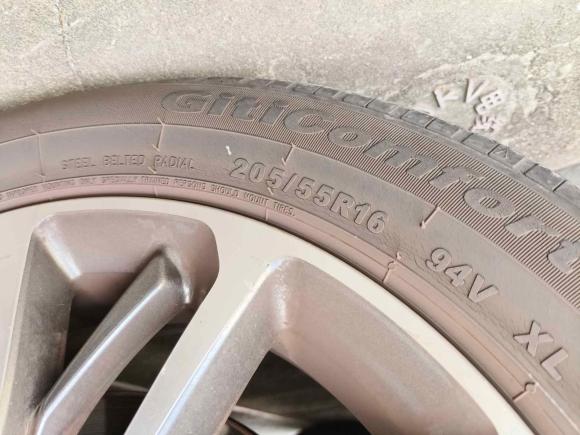 [佛山·粤E] 二手宝骏宝骏7302019款 1.5T 手动时尚型 7座 国V