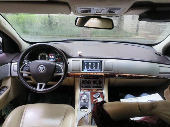 [上海·沪L] 二手捷豹捷豹XF2012款 XF 3.0L V6伦敦限量版