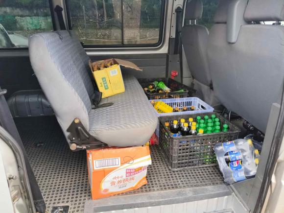 [深圳·浙B] 二手福特经典全顺2013款 2.8T柴油厢式运输车短轴中顶JX493ZLQ3A