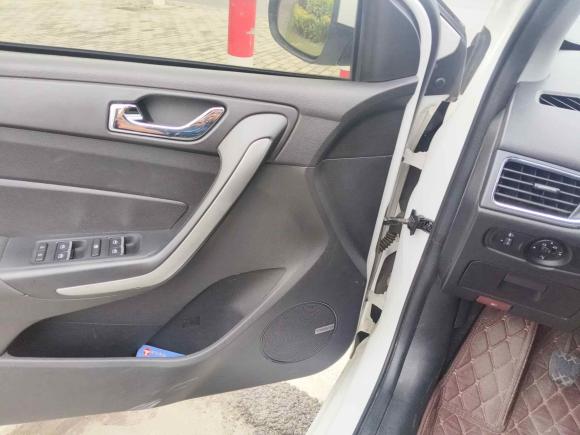 [上海·陕E] 二手奇瑞艾瑞泽52017款 1.5L 手动领潮版