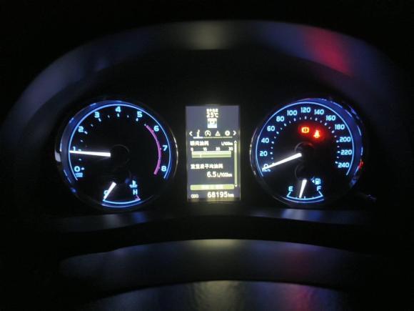 [西安·陕A] 二手丰田雷凌2018款 185T CVT尊贵版 国V