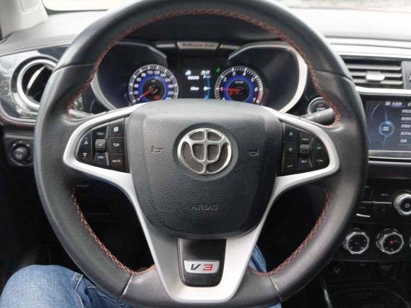 [南京·苏A] 二手中华中华V32016款 1.5L 手动智能型