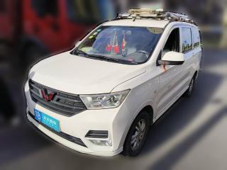 五菱汽车五菱宏光2018款 1.5L S标准型L2B