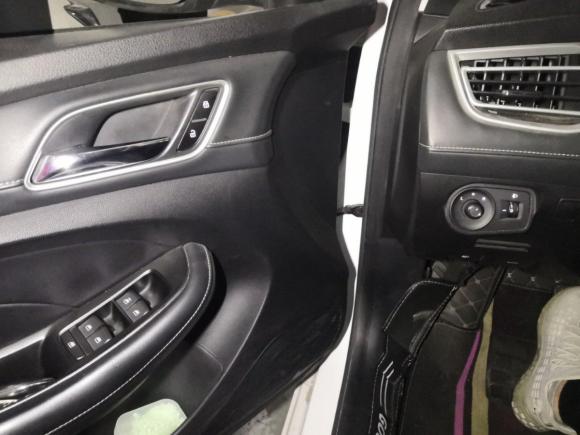 [上海·皖F] 二手荣威荣威i52020款 1.5L 自动4G互联领豪旗舰版