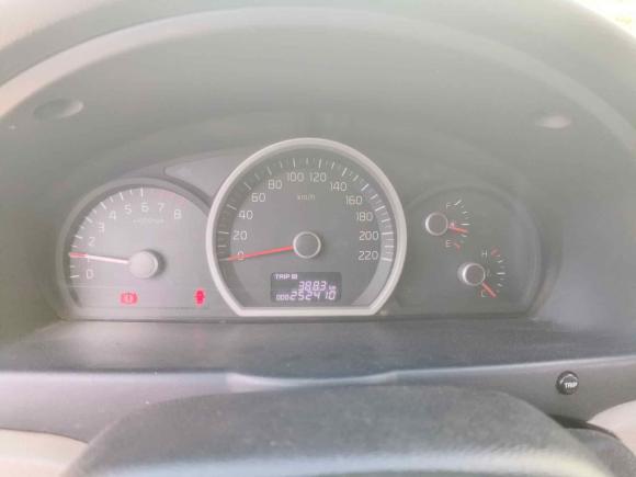 [青岛·鲁B] 二手起亚狮跑2013款 2.0L 手动两驱版GL