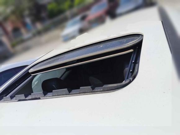 [成都·川A] 二手福特福克斯2017款 两厢 1.6L 自动风尚型智行版