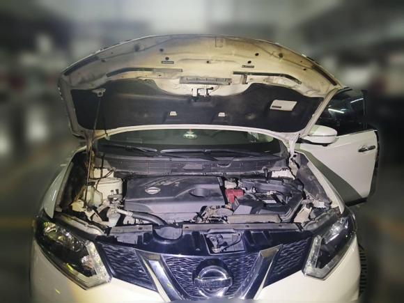 [南昌·赣M] 二手日产奇骏2014款 2.0L CVT舒适版 2WD