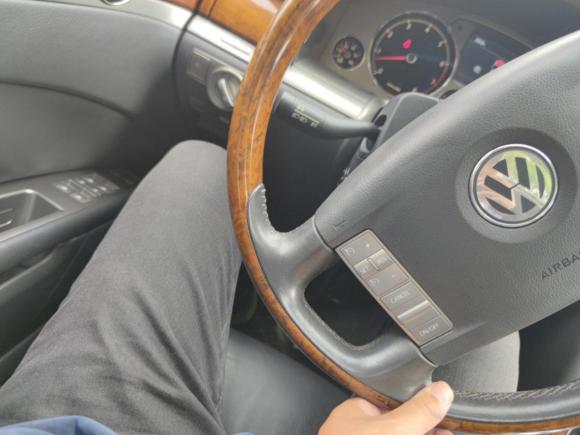 [苏州·苏E] 二手大众辉腾2009款 3.6L V6 4座加长行政版