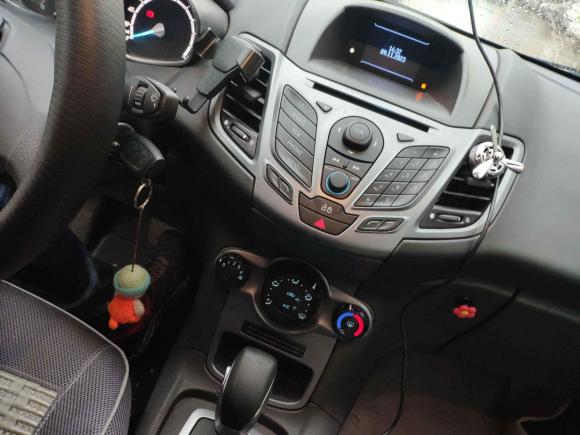 [苏州·苏E] 二手福特嘉年华2013款 两厢 1.5L 自动时尚型