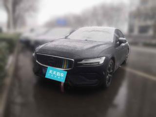 沃尔沃沃尔沃S602020款 T4 智逸豪华版