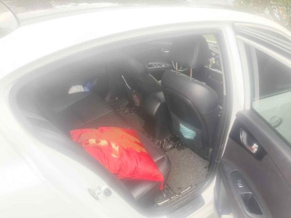 [宁波·闽J] 二手起亚起亚K42014款 1.8L 自动GLS