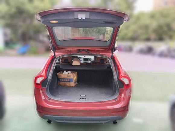 [上海·沪A] 二手沃尔沃沃尔沃V602013款 T5 智雅版