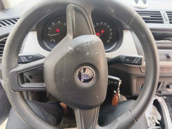 [上海·沪C] 二手斯柯达晶锐2015款 1.4L 手动前行版