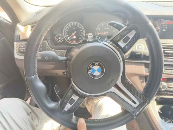 [上海·苏U] 二手宝马宝马5系2014款 525Li 豪华设计套装