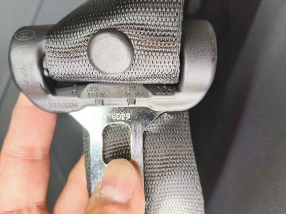 [苏州·苏U] 二手奔驰奔驰A级2022款 改款 A 180 L 运动轿车