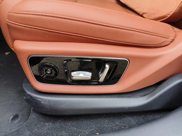 [无锡·苏B] 二手理想汽车理想L72023款 Pro