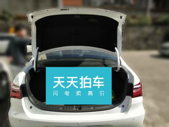 [深圳·粤B] 二手比亚迪秦新能源2021款 出行版