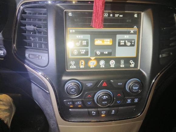 [成都·川A] 二手Jeep大切诺基2015款 3.0L 舒享导航版