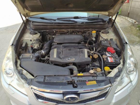 [佛山·粤Y] 二手斯巴鲁力狮2010款 2.0i豪华旅行版