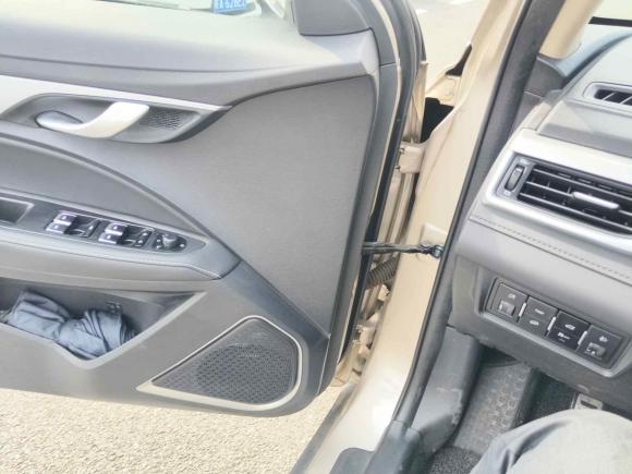 [上海·苏U] 二手吉利汽车远景S12018款 1.5L 手动锋享型