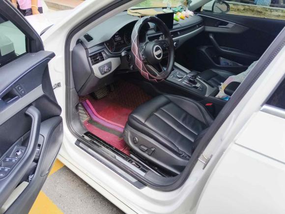 [济南·鲁A] 二手奥迪奥迪A4L2017款 Plus 40 TFSI 进取型