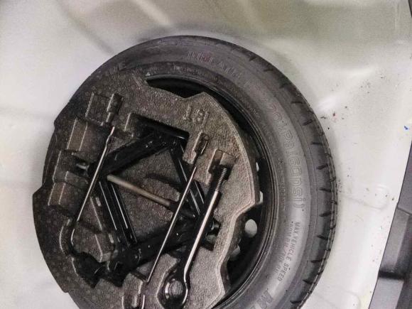 [武汉·鄂A] 二手现代伊兰特2021款 1.5L CVT GLX精英版