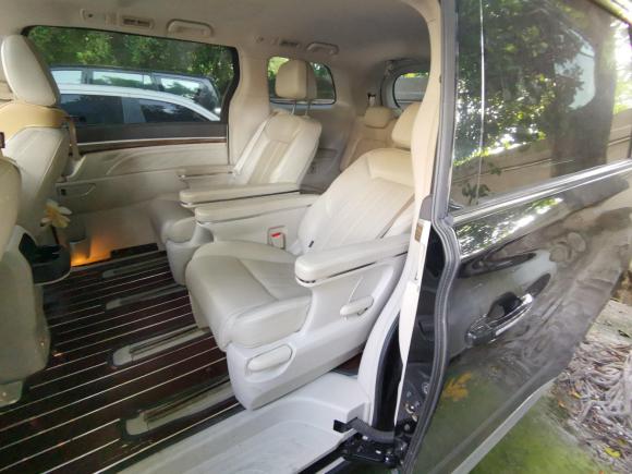 [广州·粤A] 二手广汽传祺传祺M82018款 320T 尊享版