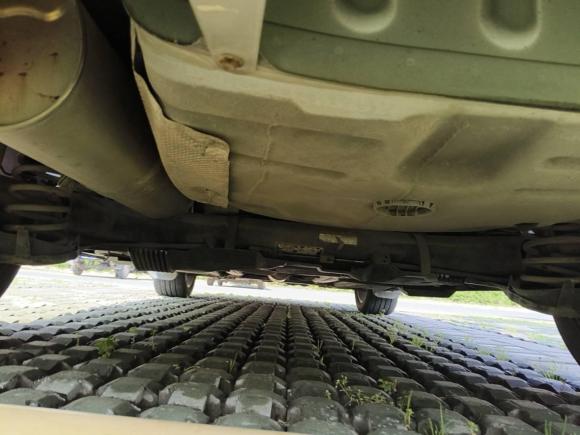 [常州·苏D] 二手标致标致30082013款 2.0L 手动经典版