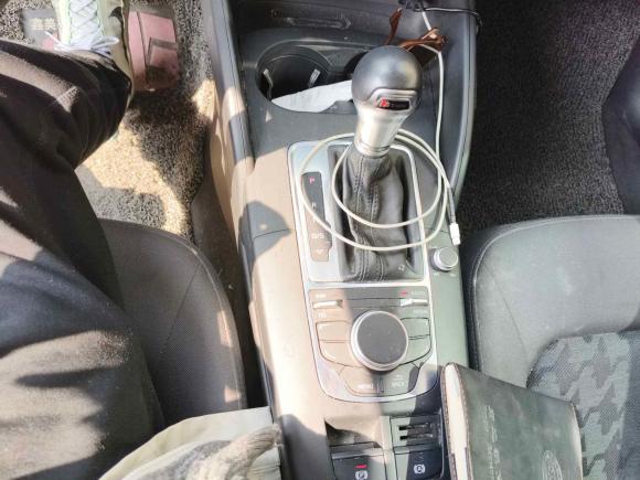 [嘉兴·浙F] 二手奥迪奥迪A32015款 Sportback 35 TFSI 百万纪念智领型