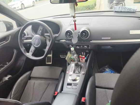 [上海·沪C] 二手奥迪奥迪S32017款 改款 S3 2.0T Limousine